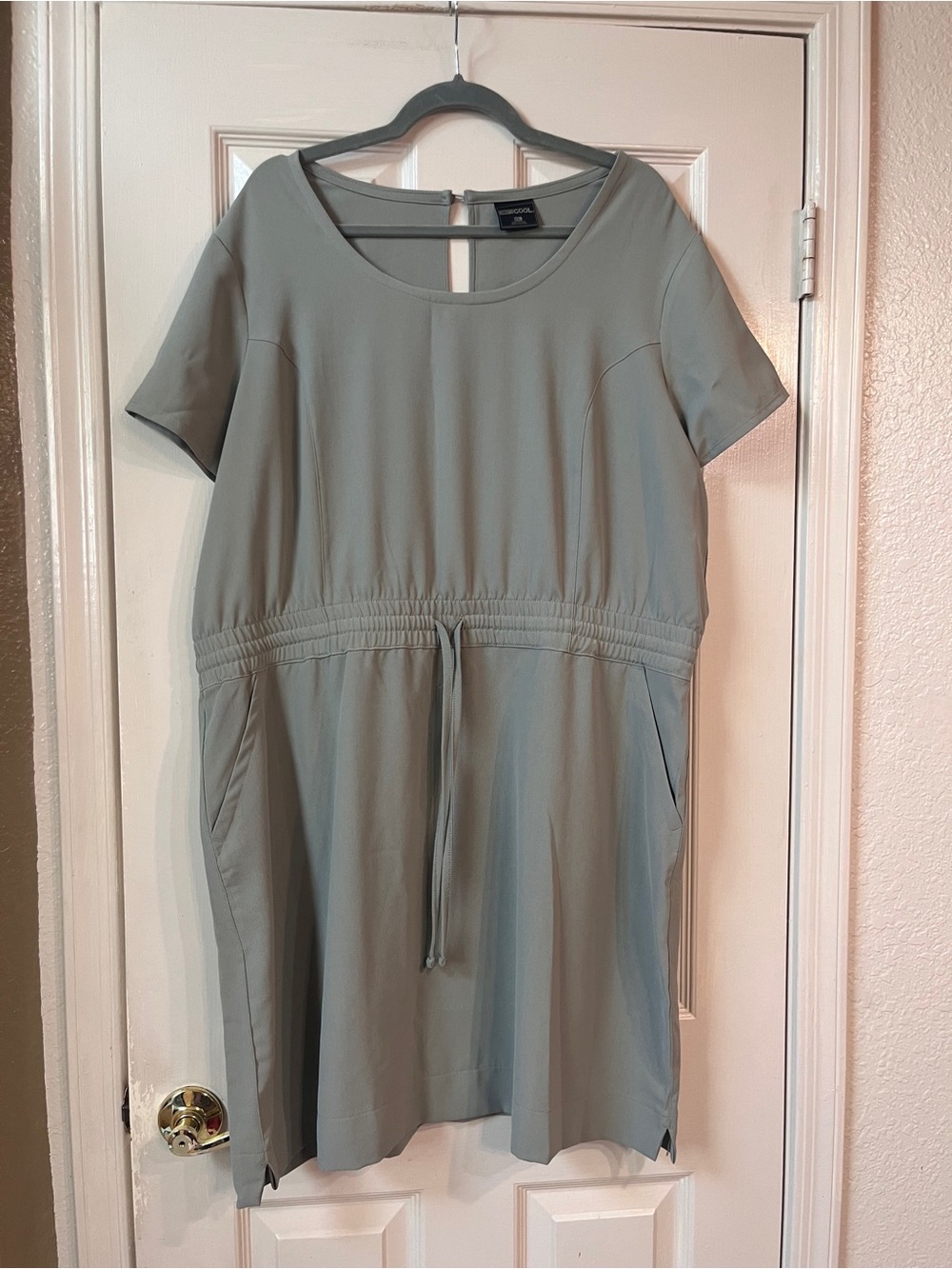 32 Degrees Cool Light Olive Drawstring Waist Short Sleeve Dress